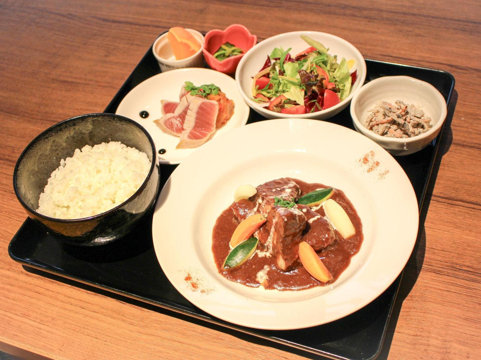 Hotel Katsuyama Premiere Matsuyama  Zewnętrze zdjęcie