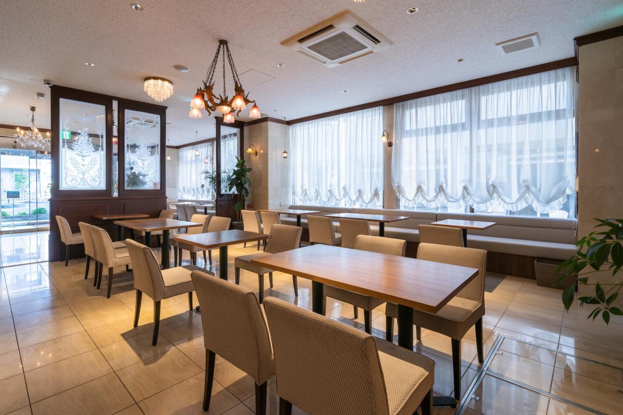 Hotel Katsuyama Premiere Matsuyama  Zewnętrze zdjęcie